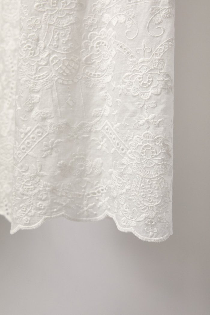 Button detail on the Laura cotton bridal robe