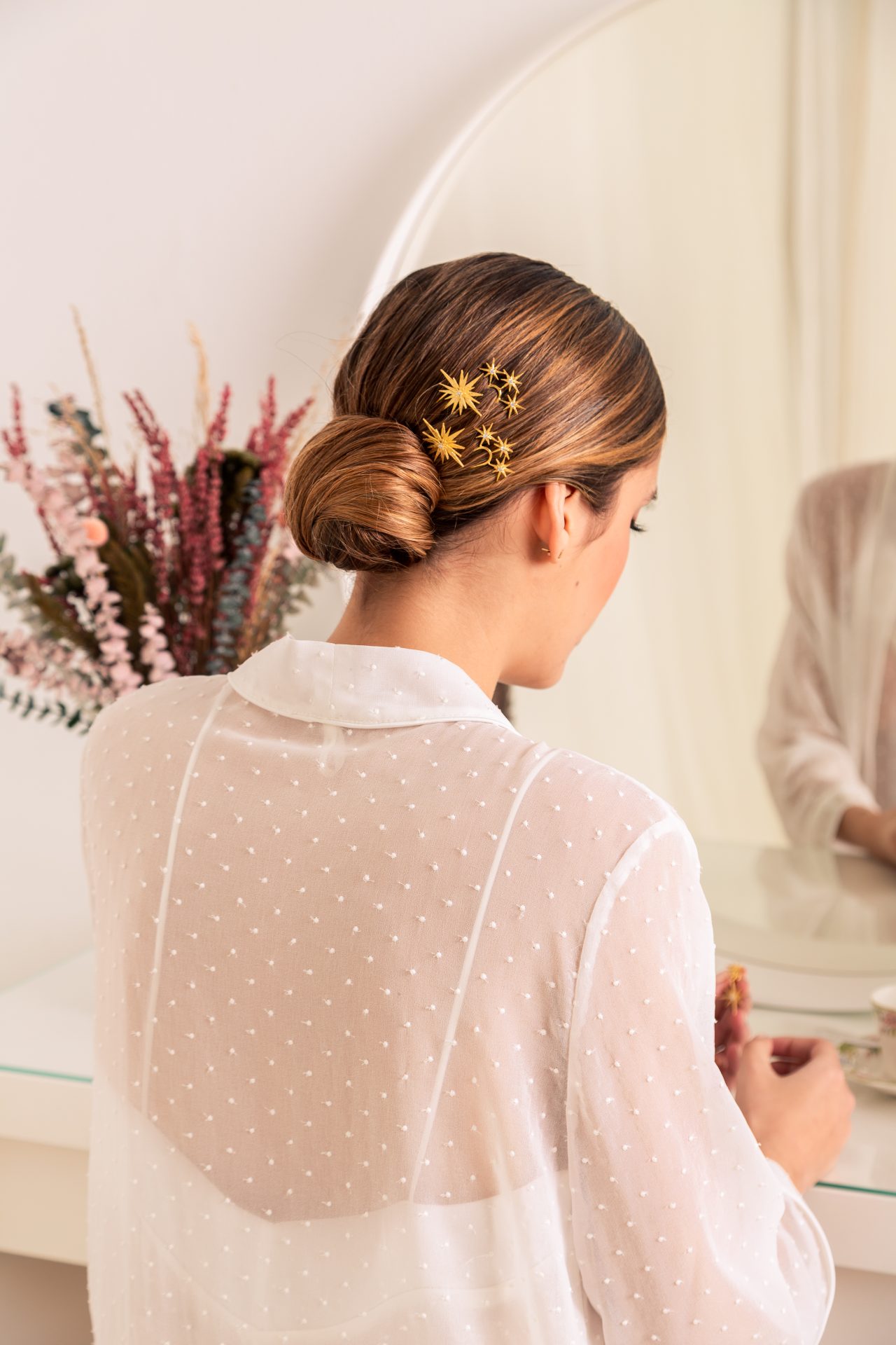 Plumeti bridal robe, shoulder detail