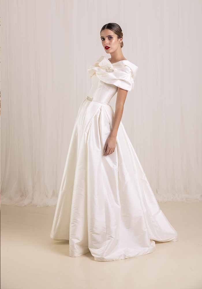 vestido de novia elegante blanco