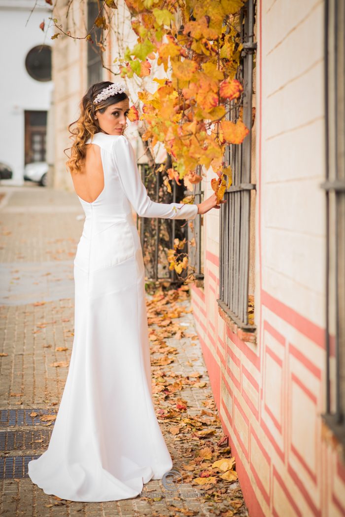 Diseño de vestido de novia a medida por María Palomo