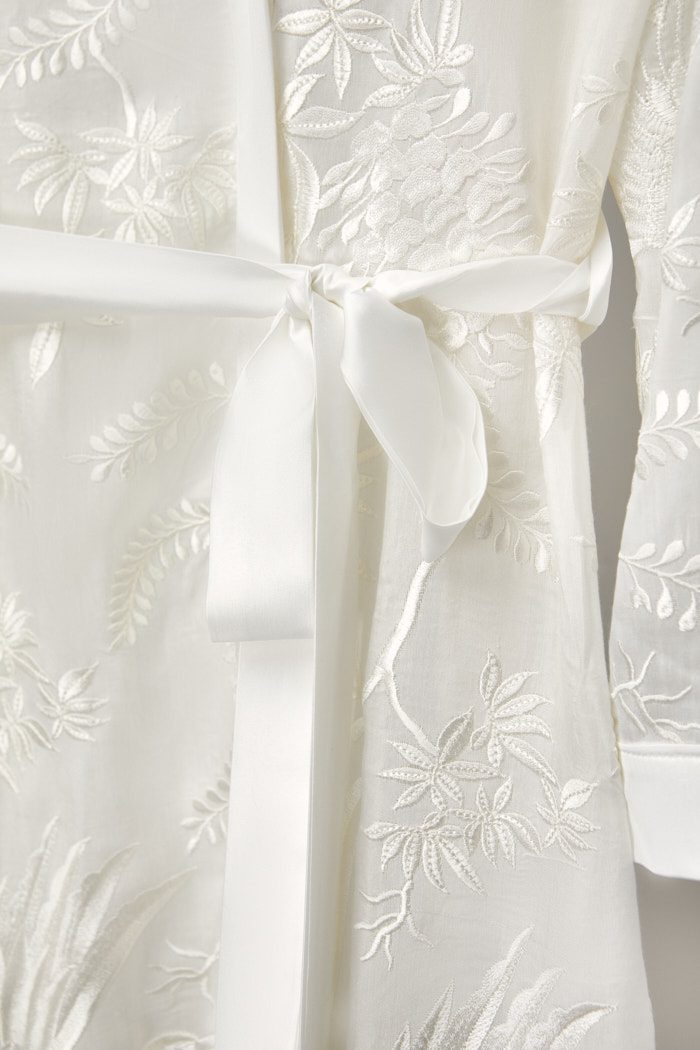 Manila bridal robe – detail 8