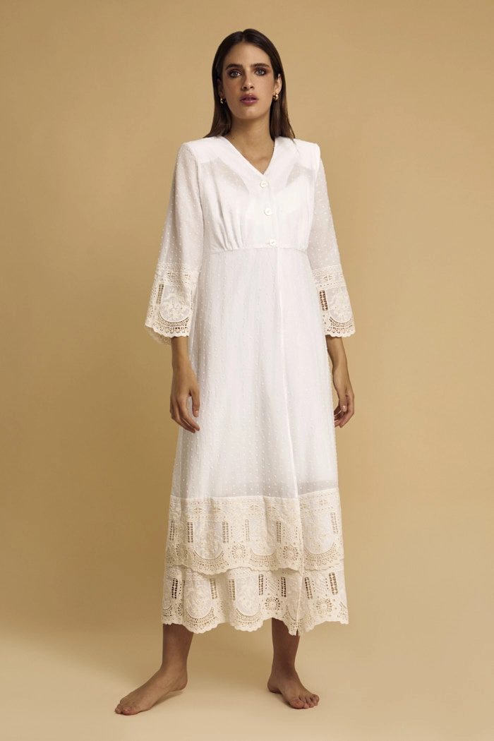 Claudine vintage bridal robe in white cotton plumeti with ivory lace