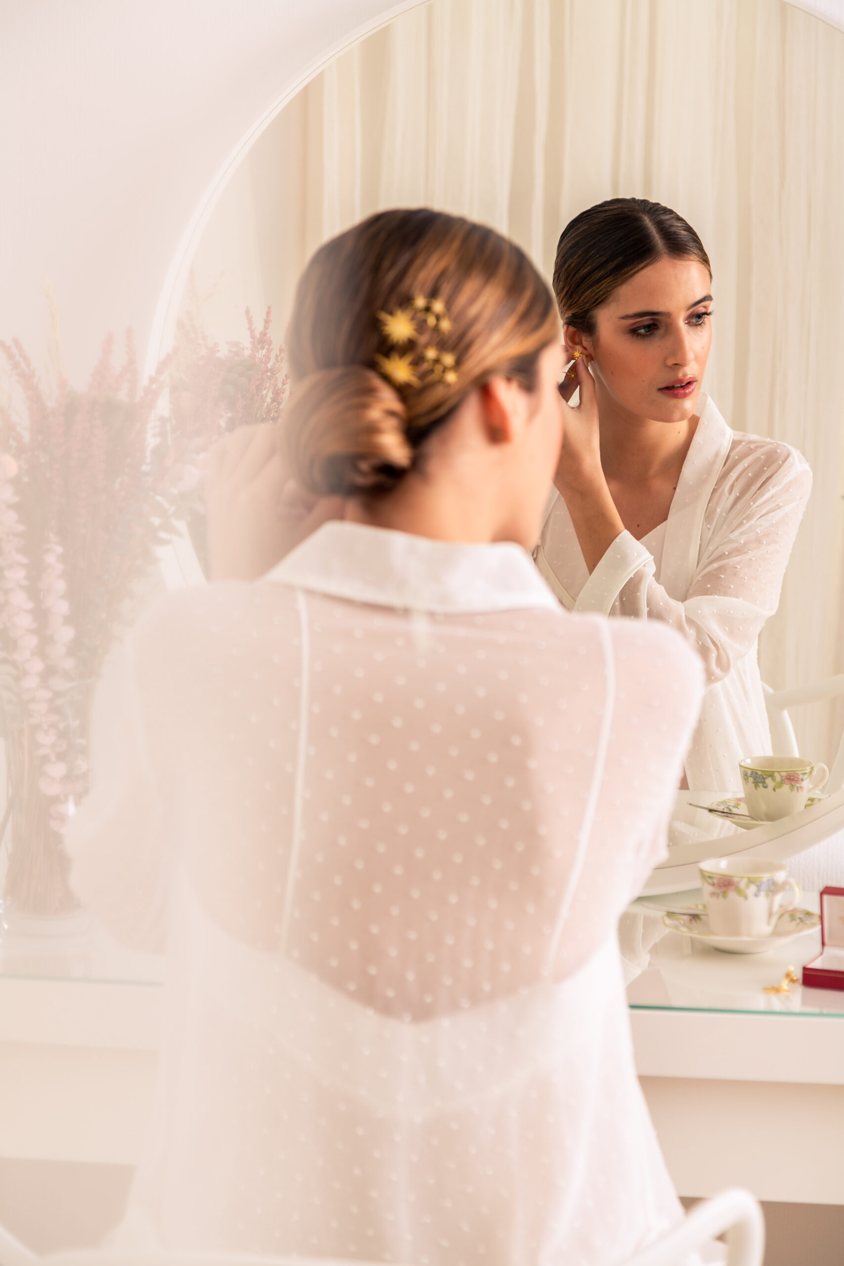 Qué bata eres según tu signo del zodiaco: 12 estilos de novia, 12 batas perfectas 14 comprar bata de novia Plumeti