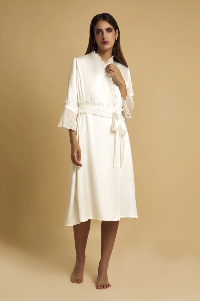 MARINA 4 Puños plisados de la bata blanca de novia Marina