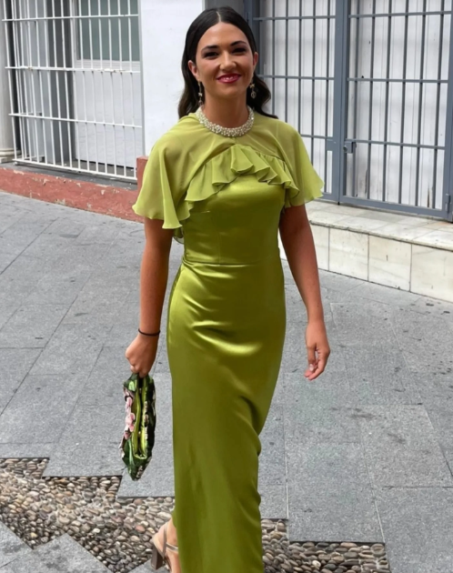 María Palomo diseña vestidos de invitada y madrina para 2026