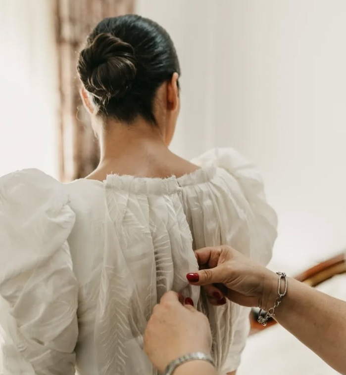 3 tendencias en peinados de novia para 2025 5 reserva tu primera cita presencial para diseñar vestido de novia a medida con María Palomo