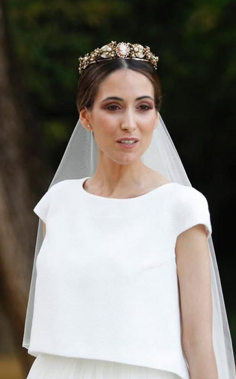 2 tendencias en maquillaje de novia para 2025 7 maquillaje de novia para 2025. Contacta con María Palomo Couture para diseñar tu vestido de novia si te casas este año